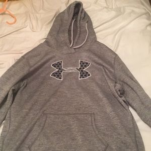 UnderArmour hoodie. Gray with black and white logo